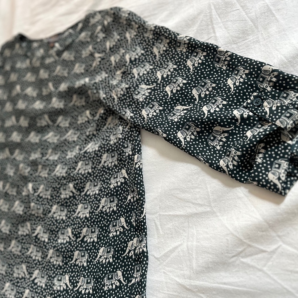 Women’s blouse